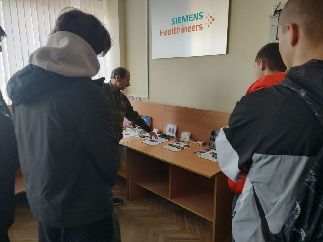 Фото із Дня відкритих дверей