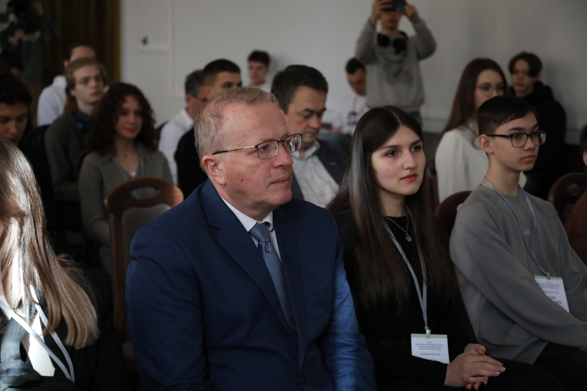 Фото із захисту робіт