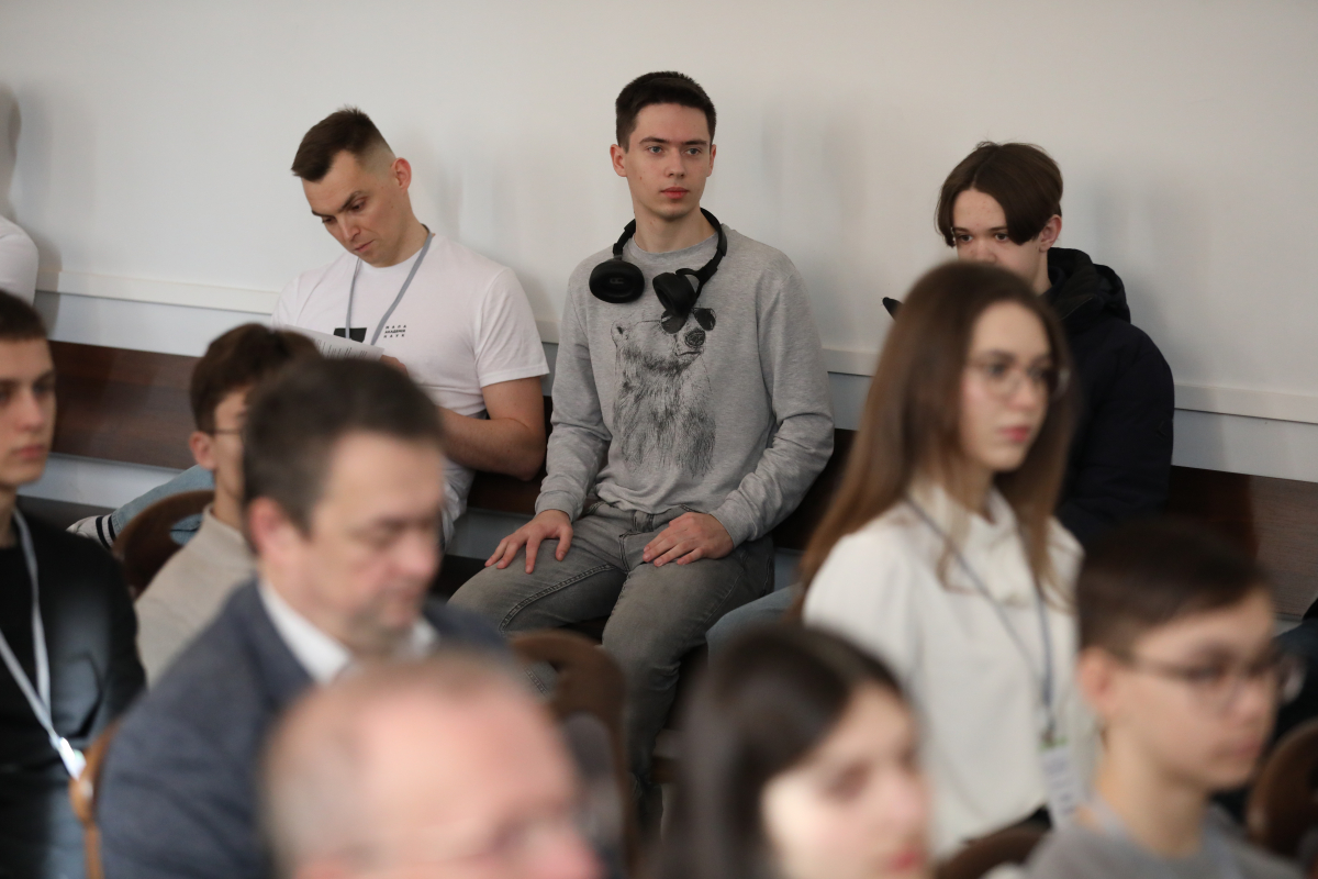 Фото із захисту робіт