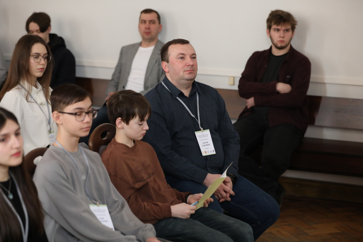 Фото із захисту робіт