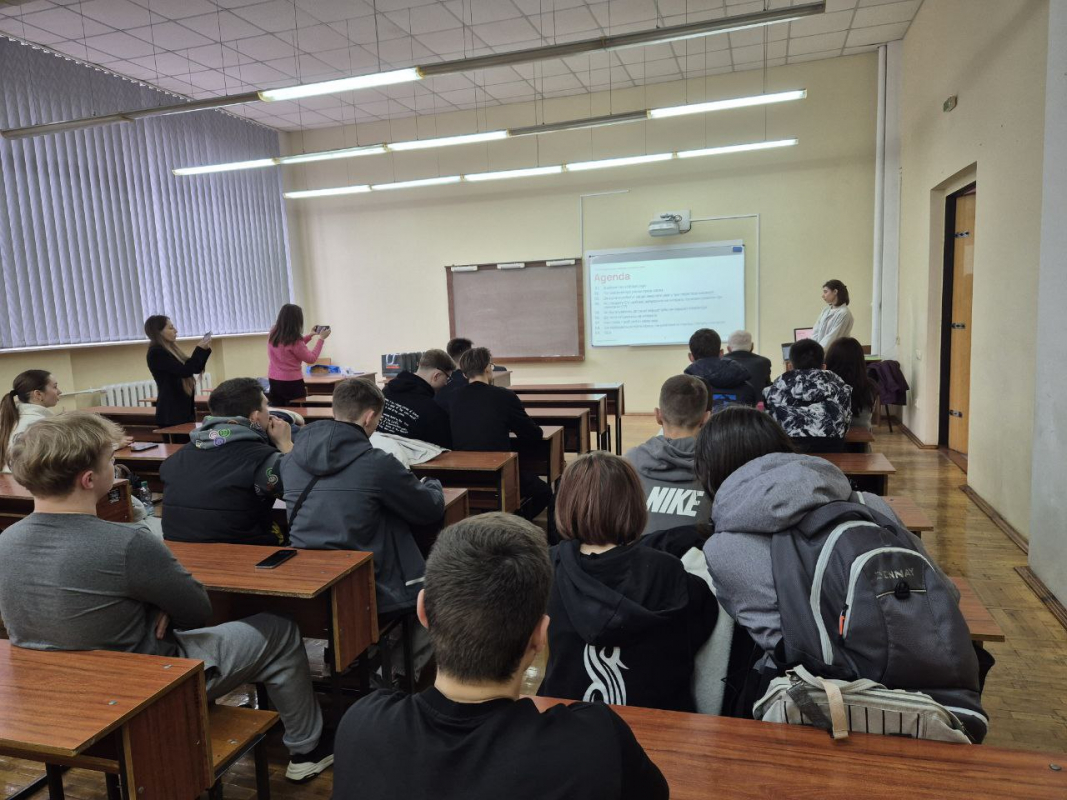 Фото із зустрічі у Львівській політехніці