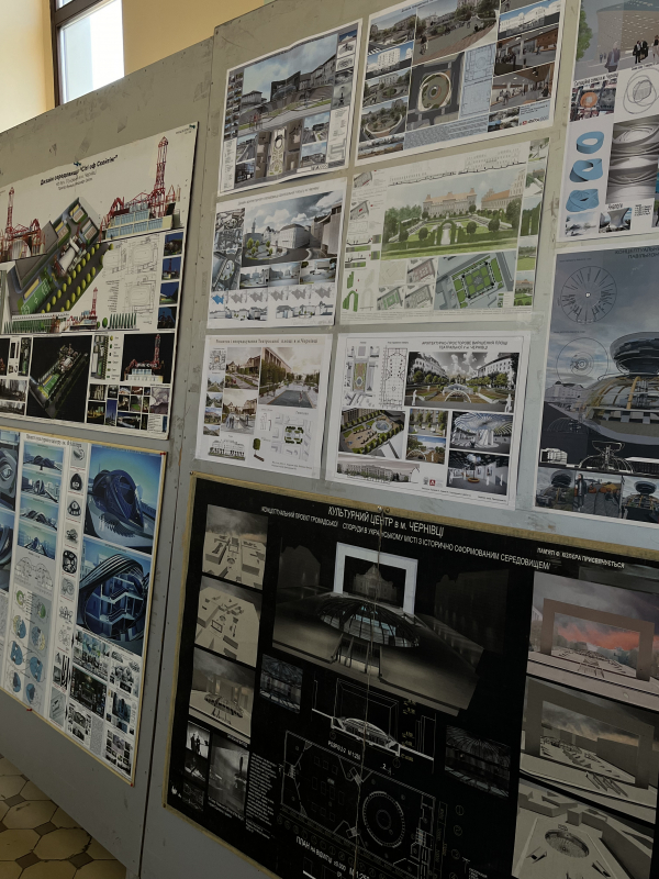 Фото з виставки