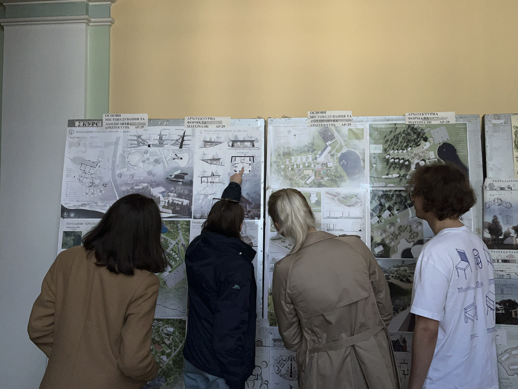 Фото з виставки