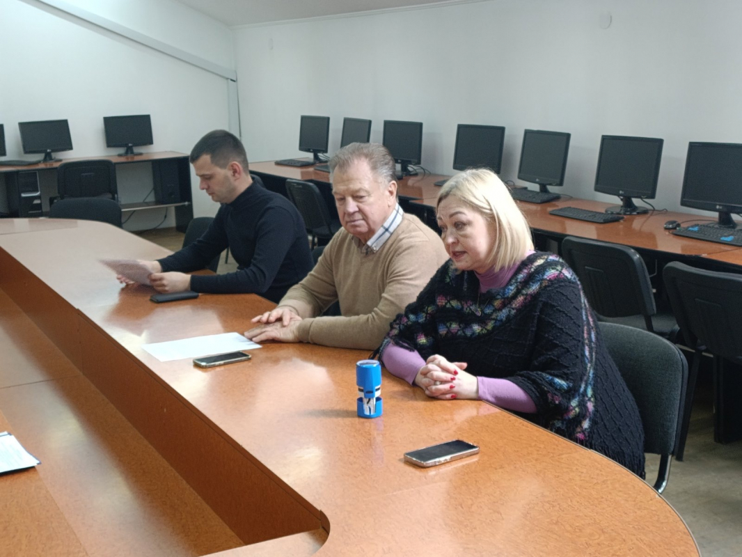 Фото з підписання меморандуму