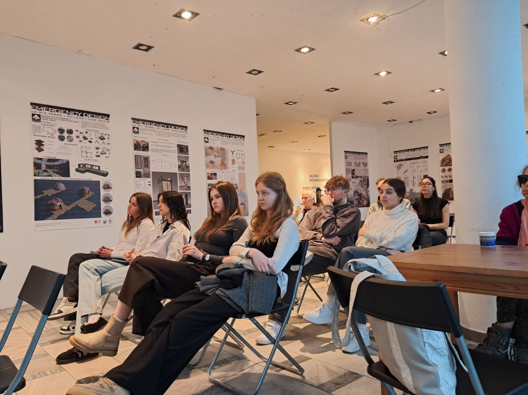 Фото з виставки