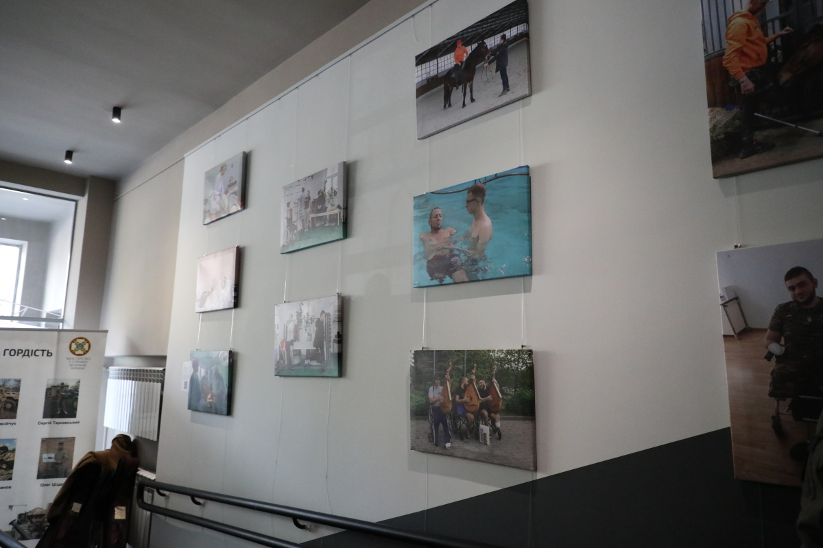 Фото з відкриття виставки