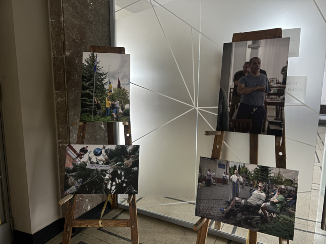 Фото з відкриття виставки