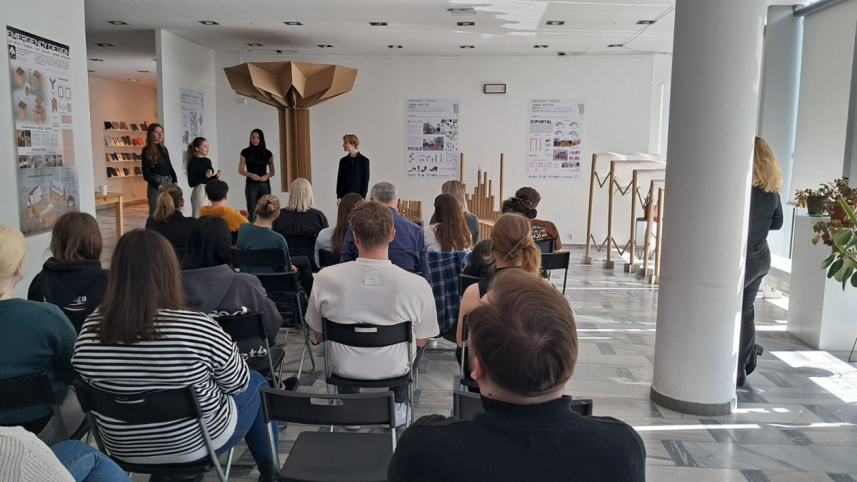 Фото з воркшопу в Польщі