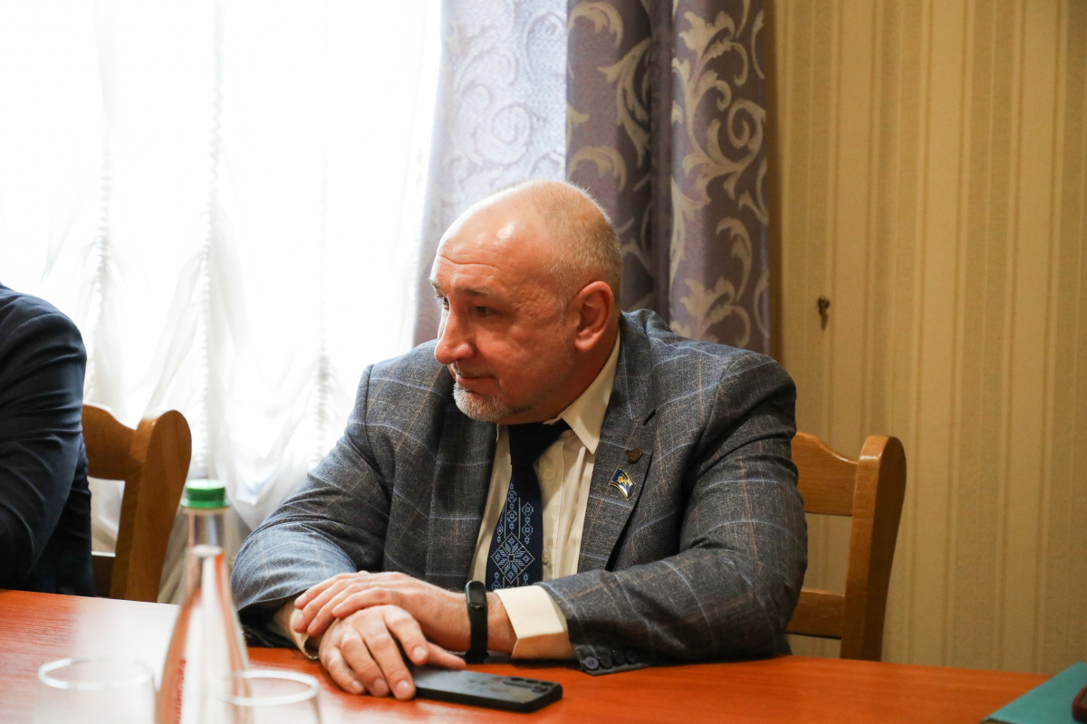 Фото з оголошення результатів виборів ректора Львівської політехніки