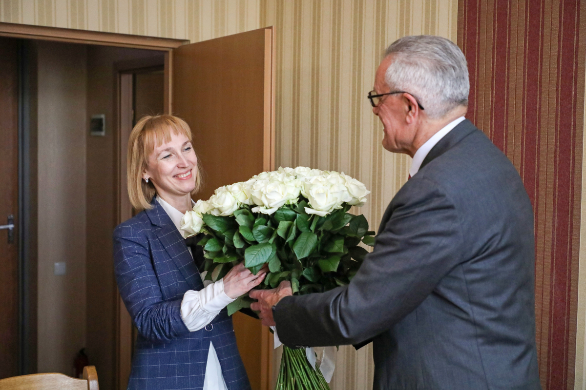 Фото з оголошення результатів виборів ректора Львівської політехніки