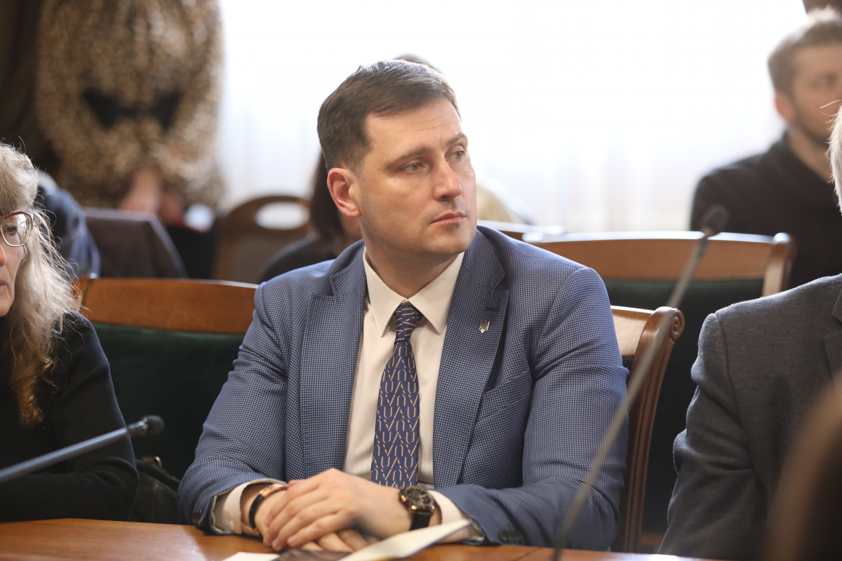 Фото із симпозіуму