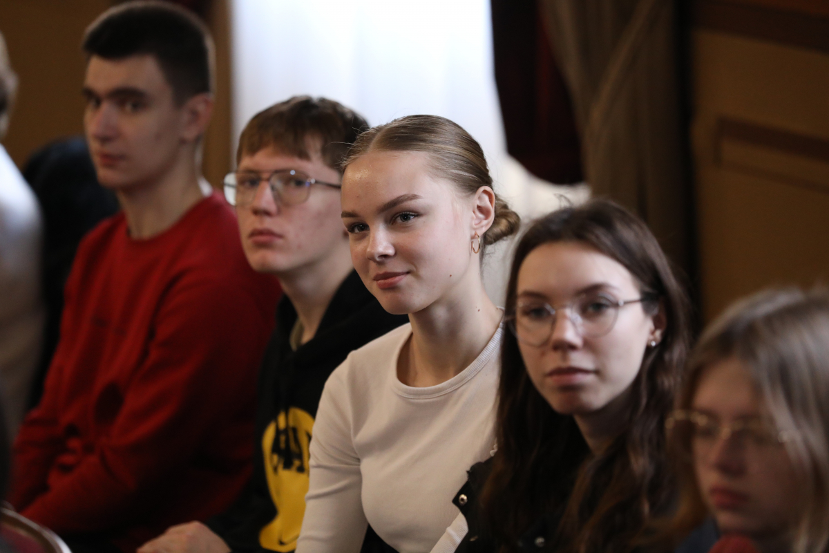 Фото із симпозіуму