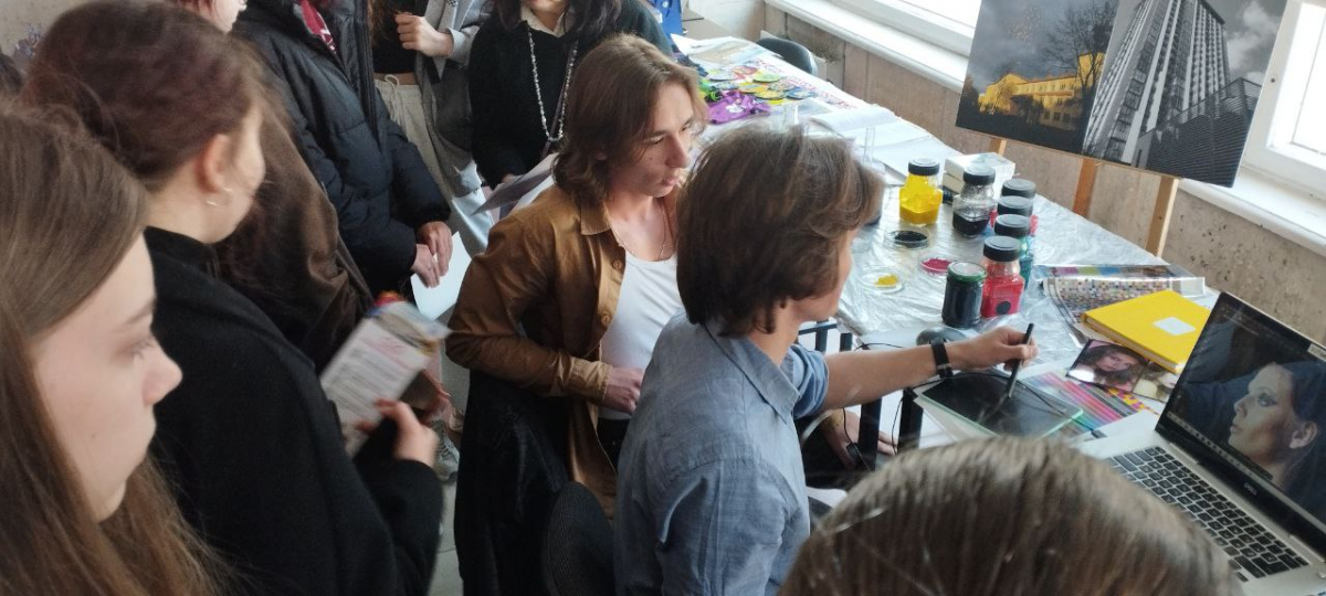 Фото із Дня відкритих дверей