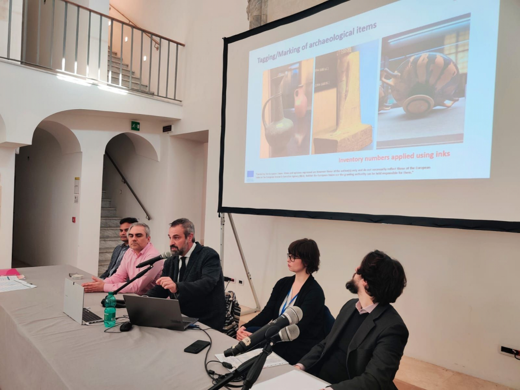 Фото із зустрічі в Італії