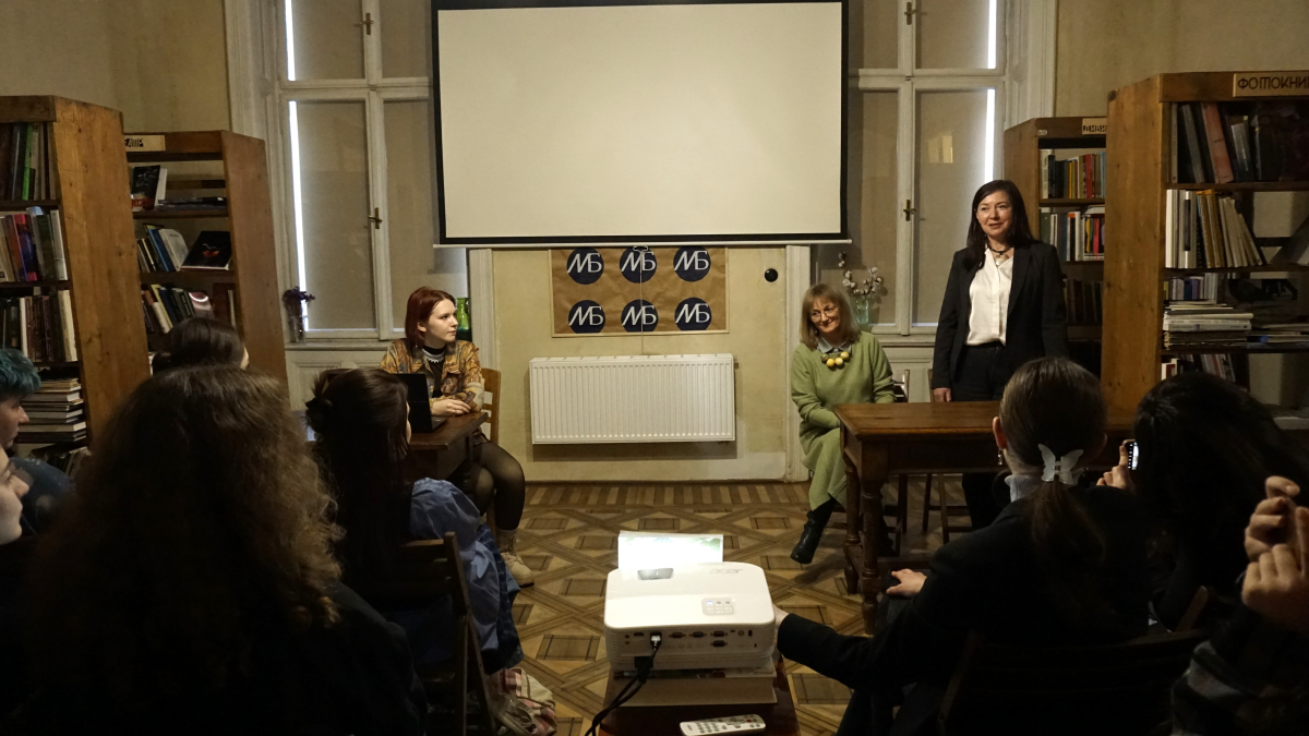 Фото з виставки