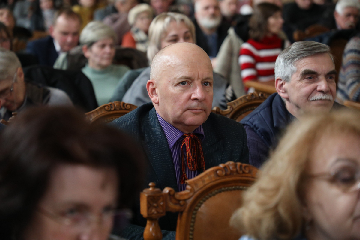 Фото з конференції профспілки