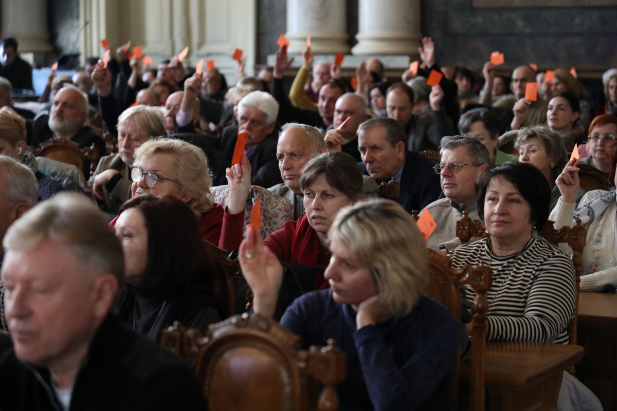 Фото з конференції профспілки
