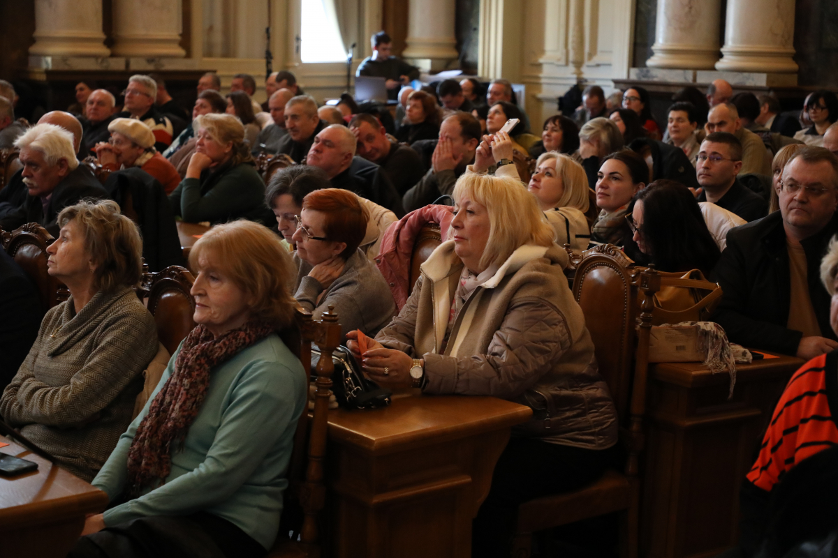 Фото з конференції профспілки