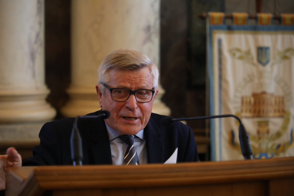 Фото з конференції профспілки