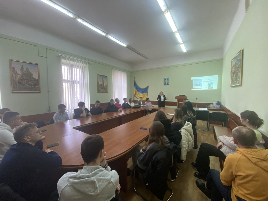 Фото із засідання гуртка
