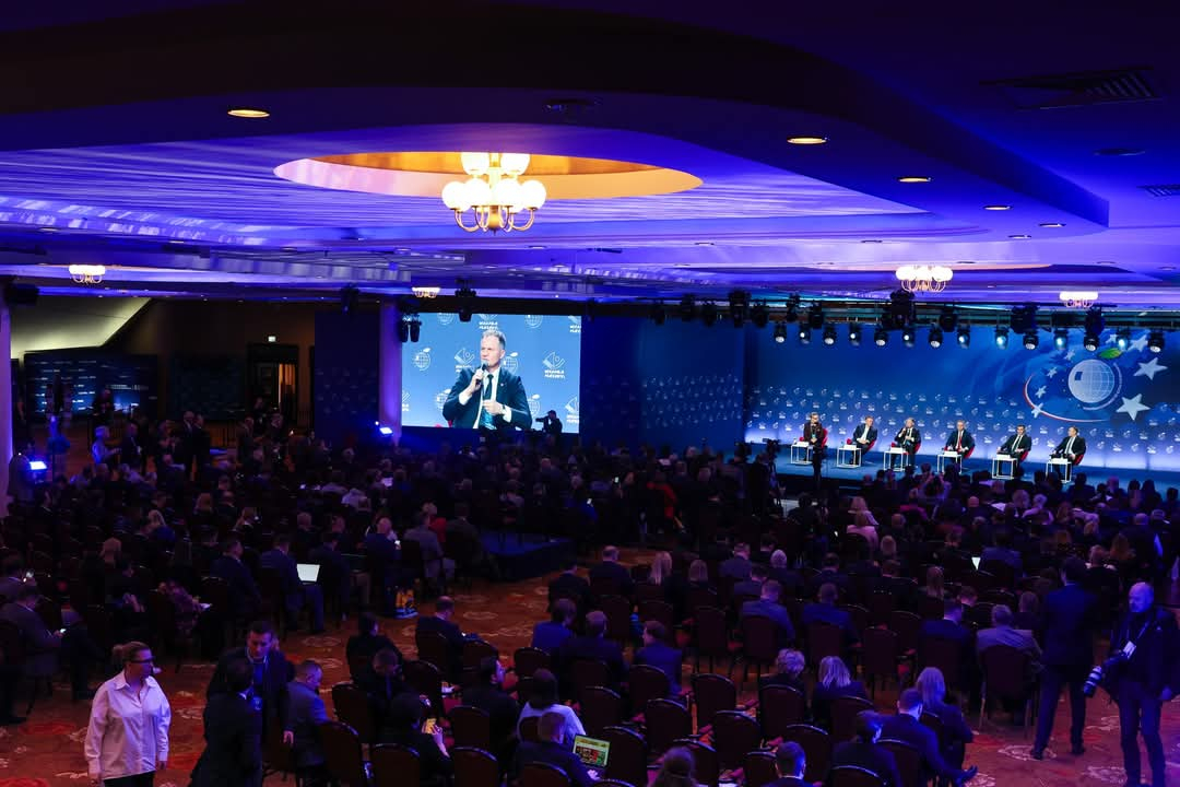 Фото з конгресу в Польщі