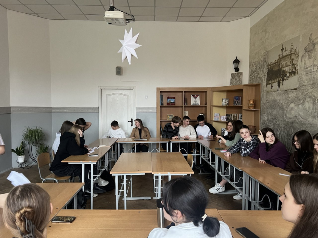 Фото із круглого столу