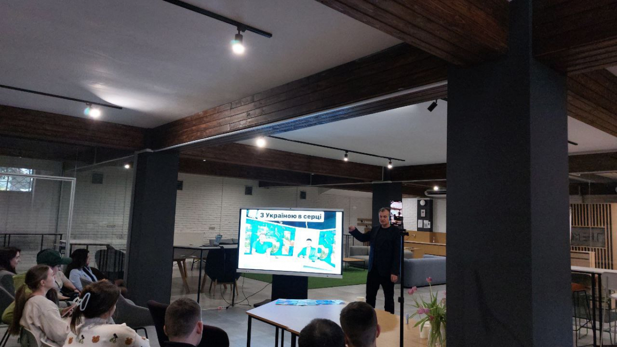 Фото із зустрічі у Львівській політехніці