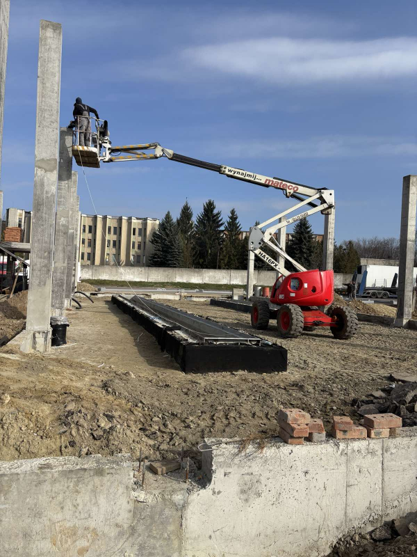 Фото з відвідин будівництва