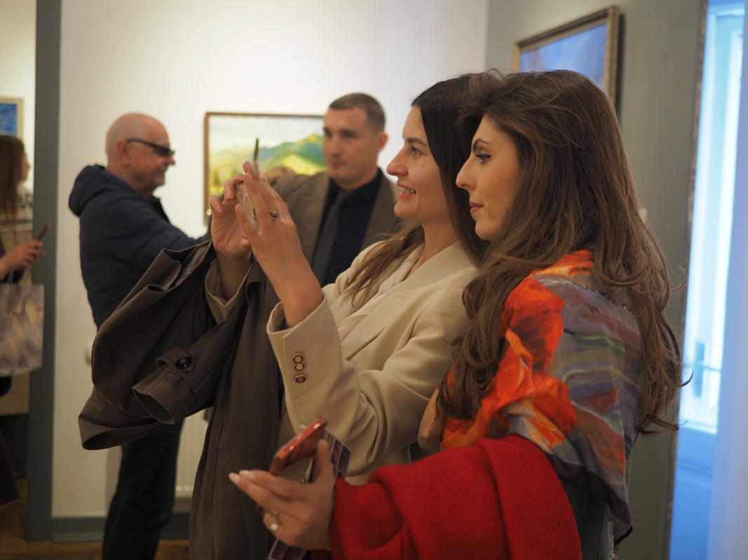 Фото з відкриття виставки