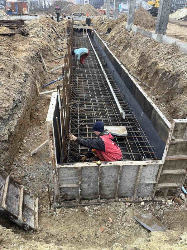 Фото з відвідин будівництва