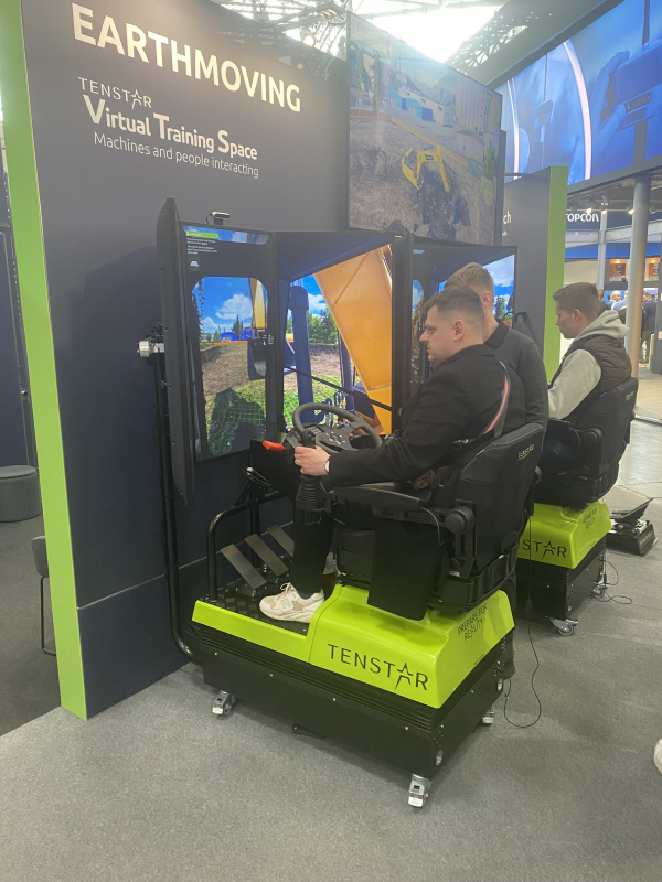 Фото з виставки у Німеччині