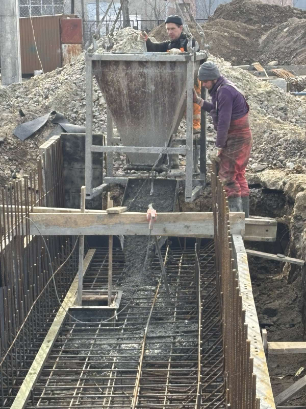 Фото з відвідин будівництва