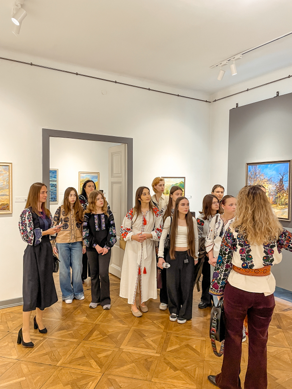 Фото з виставки