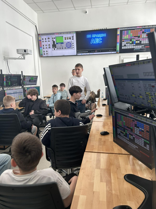 Фото із Дня відкритих дверей