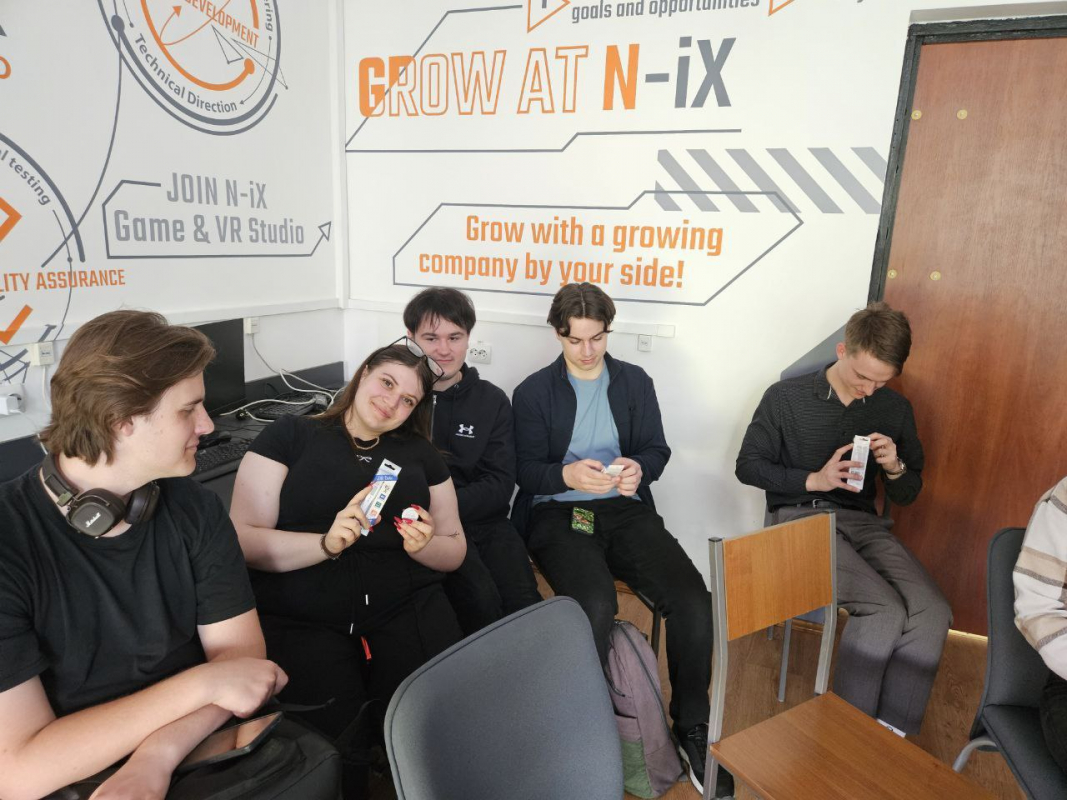 Фото з нагородження переможців конкурсу