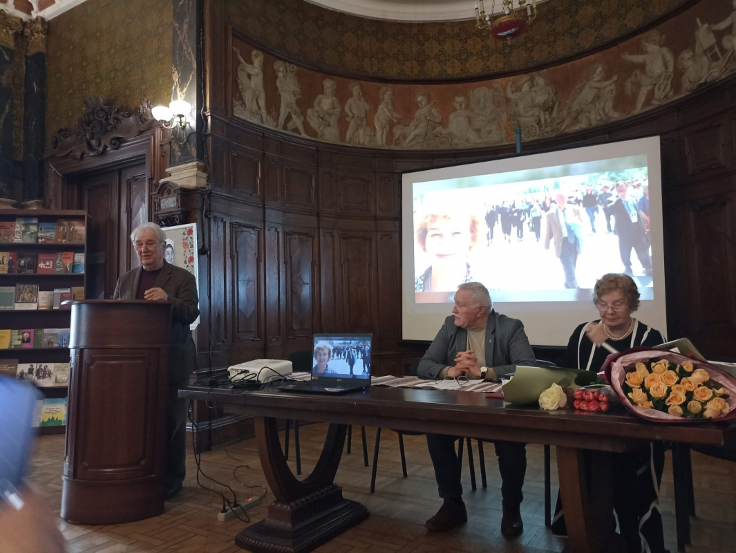 Фото з урочистої академії