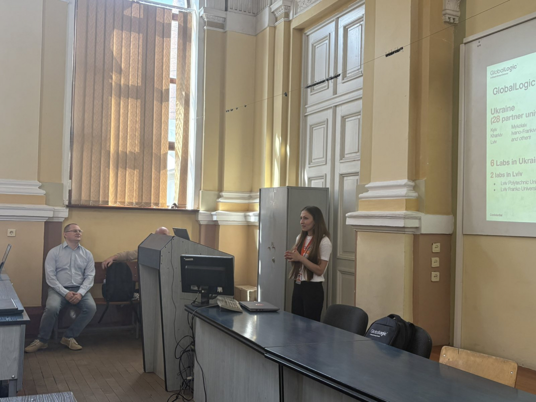 Фото із зустрічі у Львівській політехніці