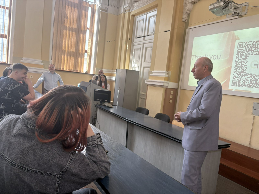 Фото із зустрічі у Львівській політехніці