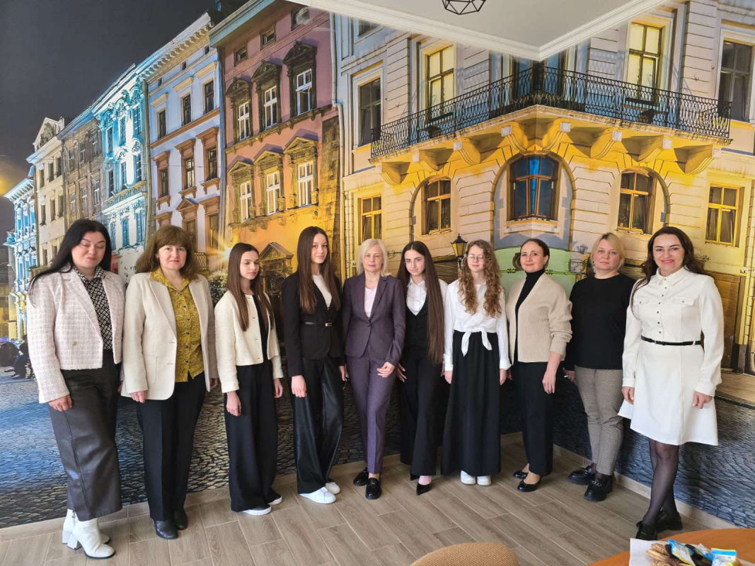 Фото із круглого столу