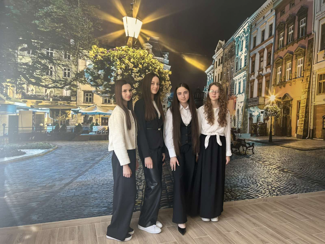 Фото із круглого столу