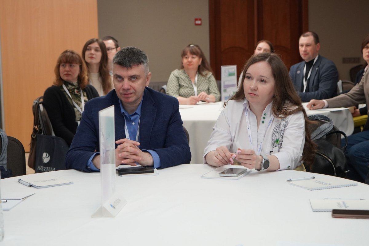 Фото з відкриття школи