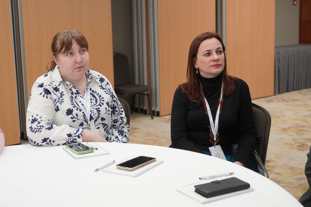 Фото з відкриття школи