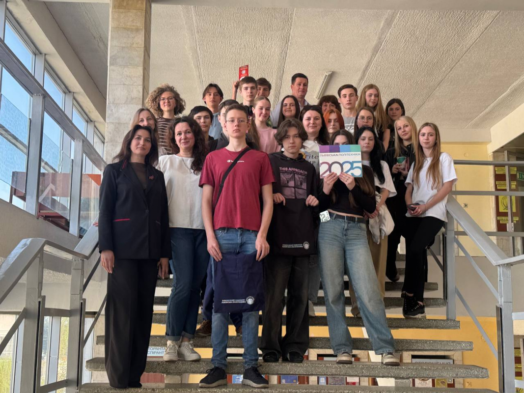 Фото із Дня відкритих дверей