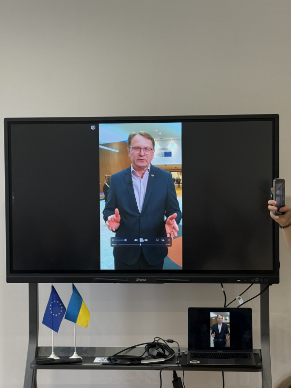 Фото із саміту