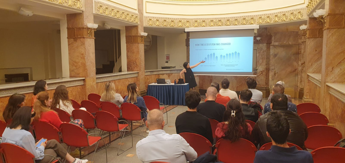 Фото із заходу в Туреччині