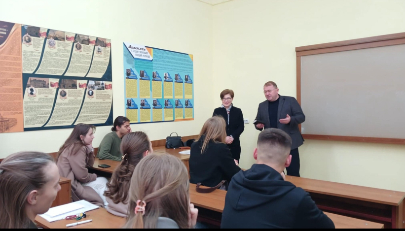 Фото із зустрічі у Львівській політехніці