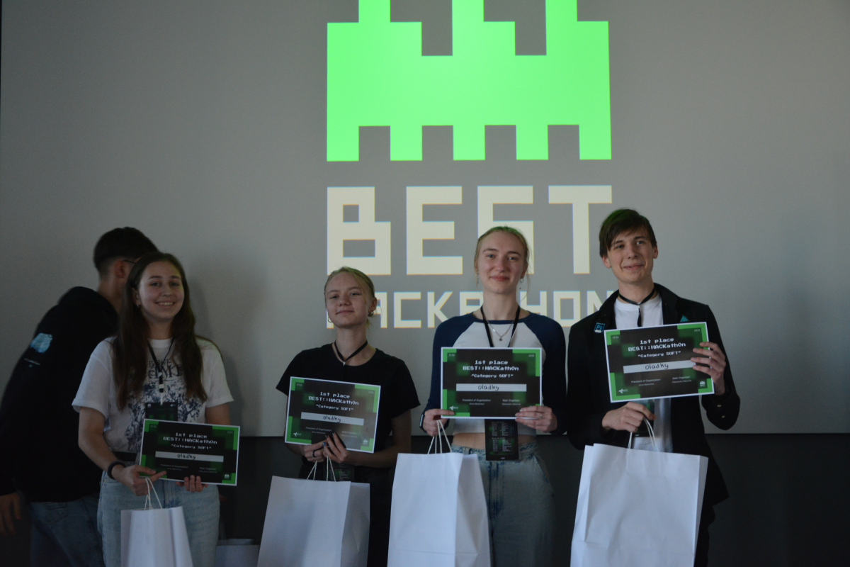Фото з хакатону