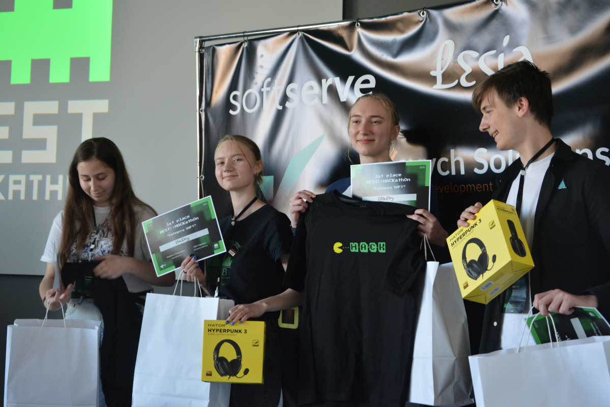 Фото з хакатону