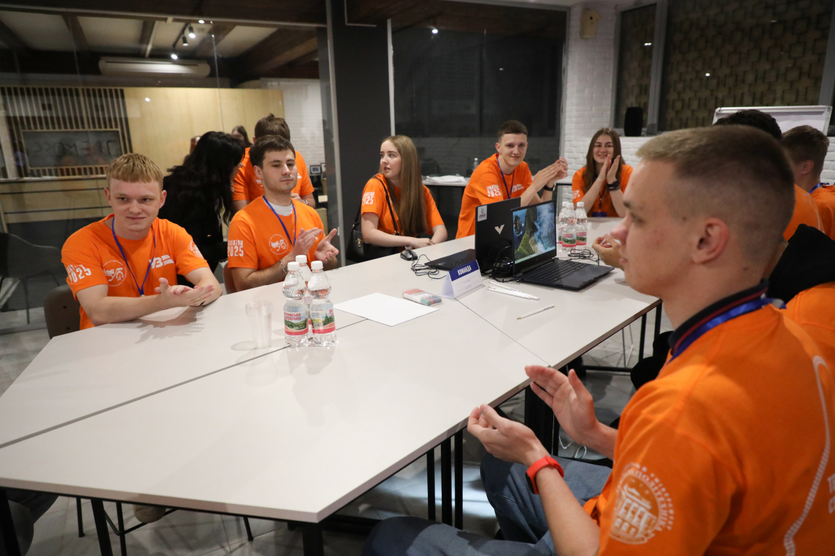 Фото з хакатону