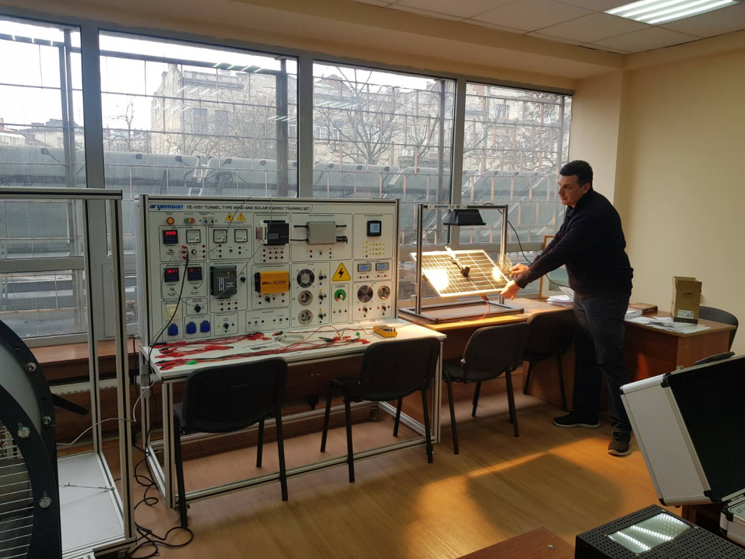 Обладнання від партнерів